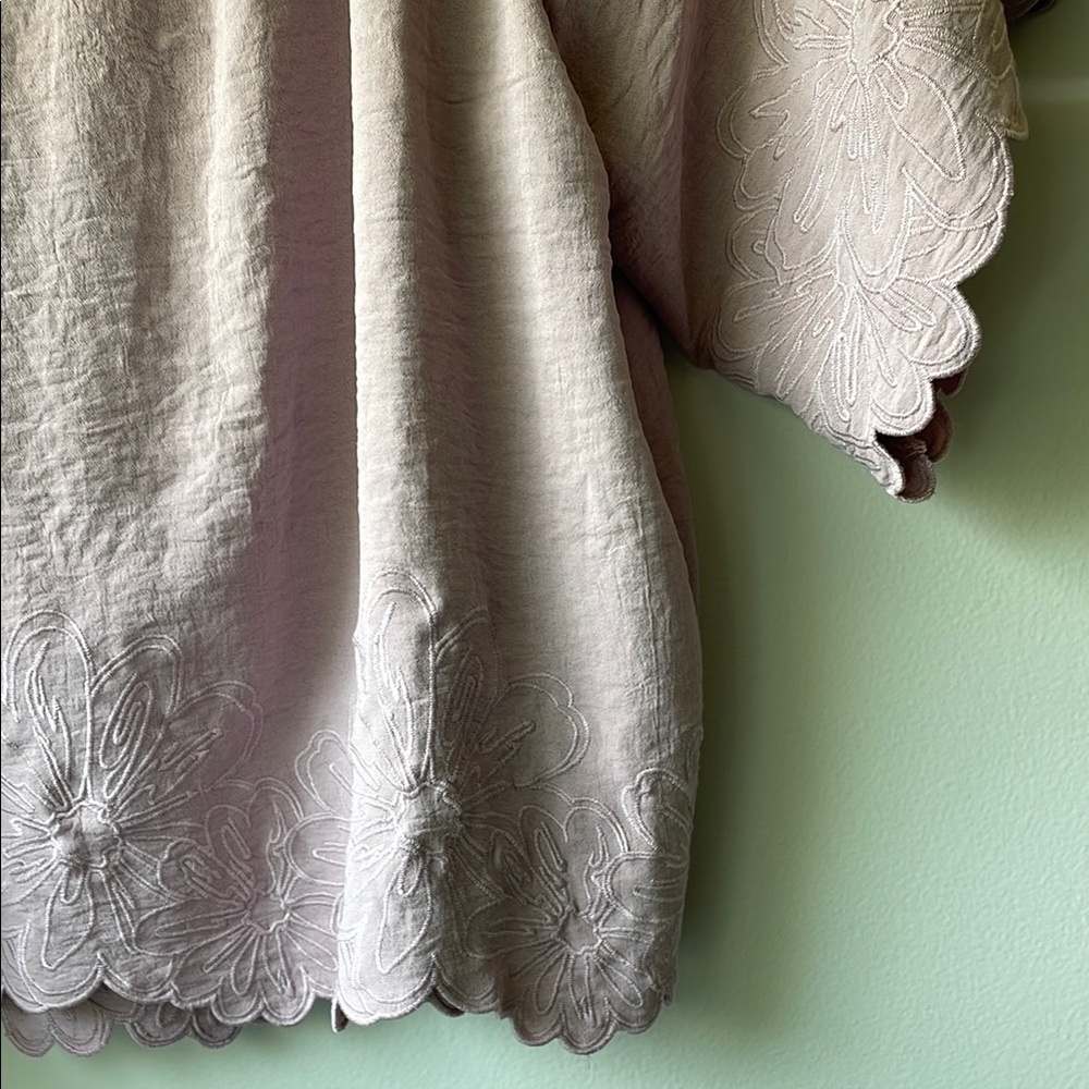 NWOT Adrianna Papell Soft Pink/Lavender Embroidered Floral Top Size S - Picture 8 of 15